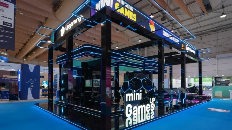 Stand de UPGAMING para SBC Summit