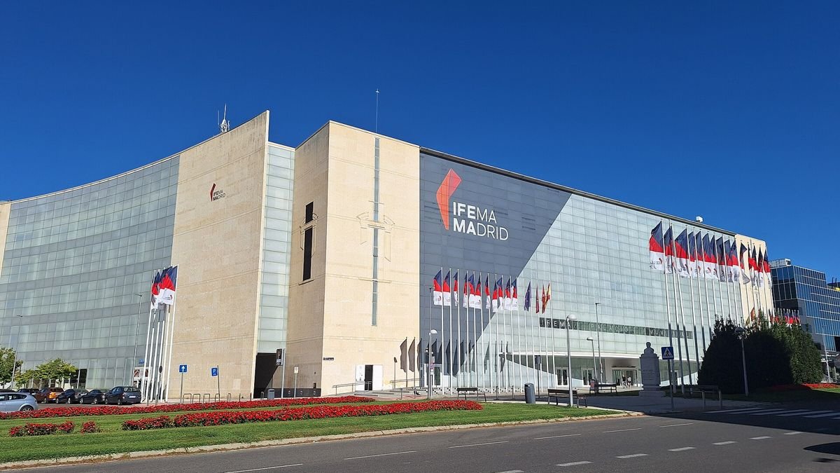 Fachada exterior del recinto ferial de IFEMA Madrid